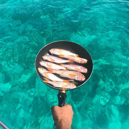 Il Cubo, Monovano Col Mare Su Tre Fronti. * Favignana
